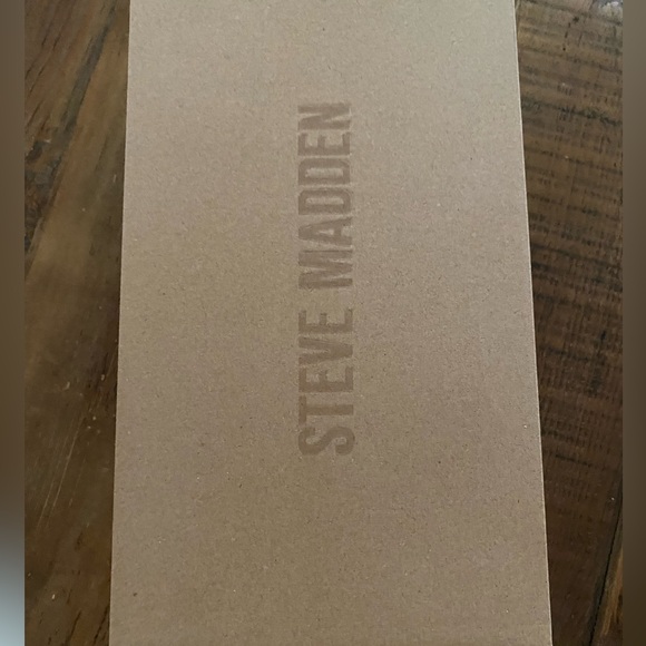 NEW Steve Madden Infused Heel Sandal, 9.5 - Picture 4 of 6